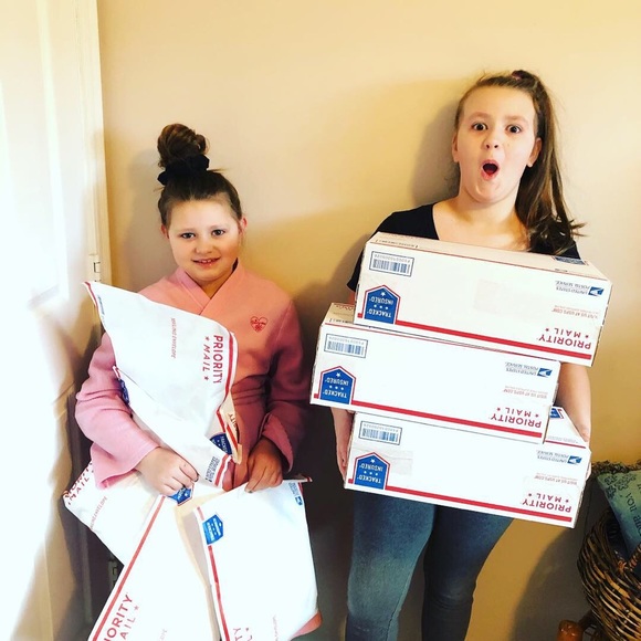 Meet your Posher, Myra - Picture 4 of 6